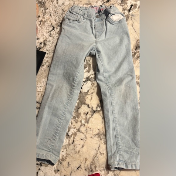 Levi's Women's Vibrant Red and Soft Blue Jeans - Picture 2 of 7